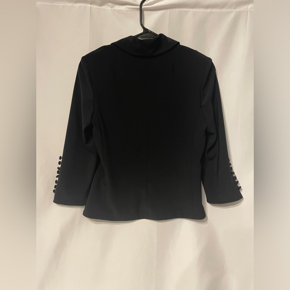 Joseph Ribkoff Black Open Front Short Blazer ¾ Button Sleeve Sz 4 Harpers Bazaar - Picture 5 of 8